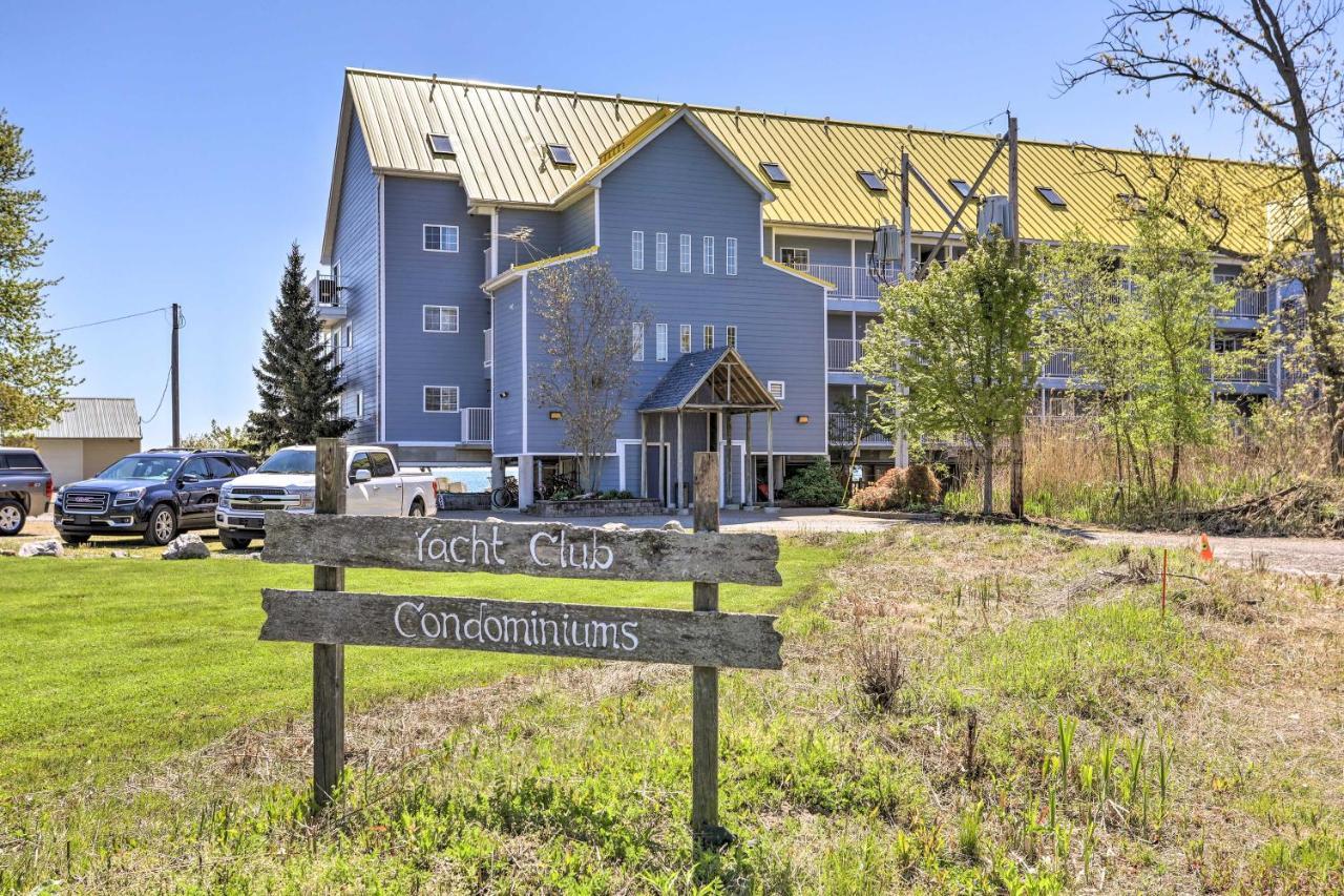 Waterfront Middle Bass Condo With Pool Access! プットインベイ エクステリア 写真