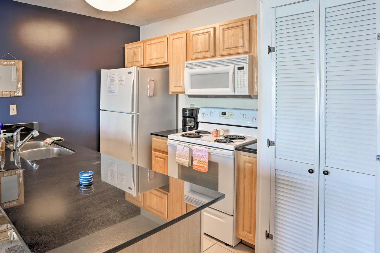 Waterfront Middle Bass Condo With Pool Access! プットインベイ エクステリア 写真