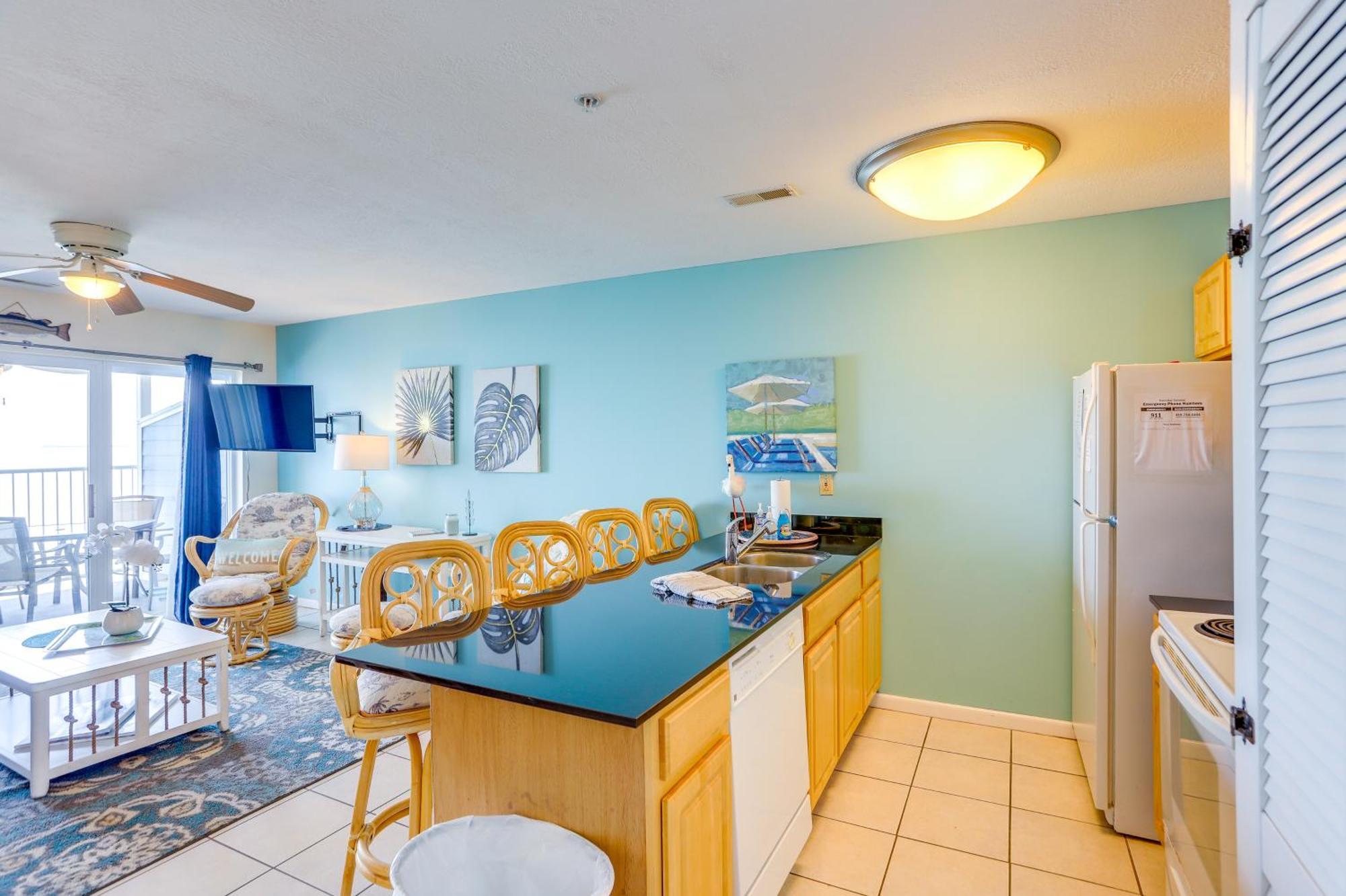Waterfront Middle Bass Condo With Pool Access! プットインベイ エクステリア 写真