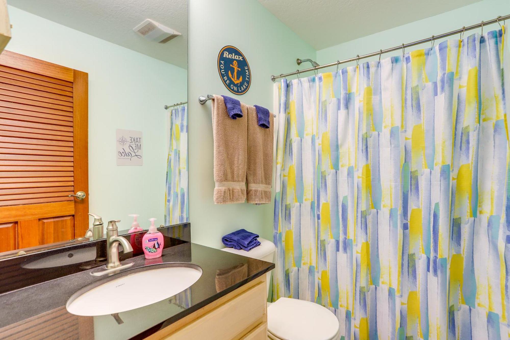 Waterfront Middle Bass Condo With Pool Access! プットインベイ エクステリア 写真