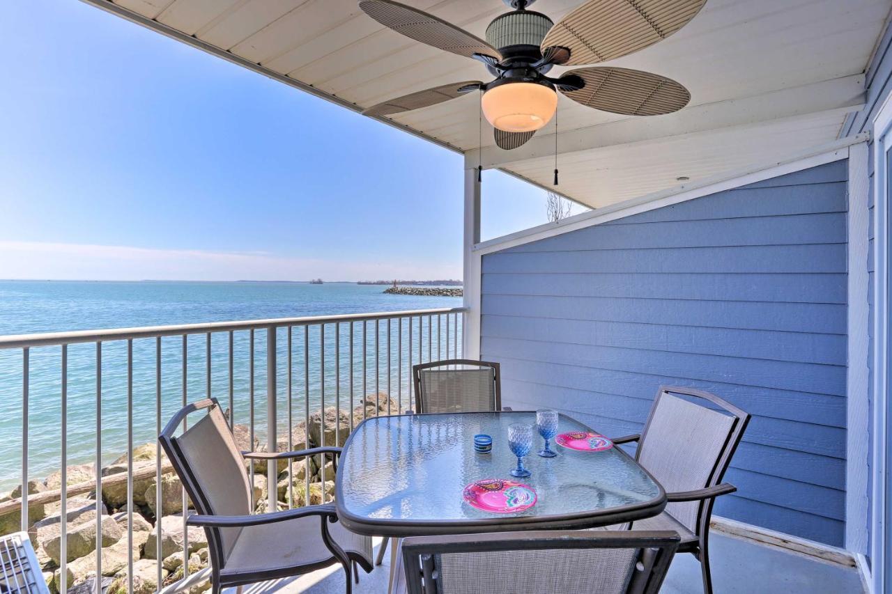 Waterfront Middle Bass Condo With Pool Access! プットインベイ エクステリア 写真
